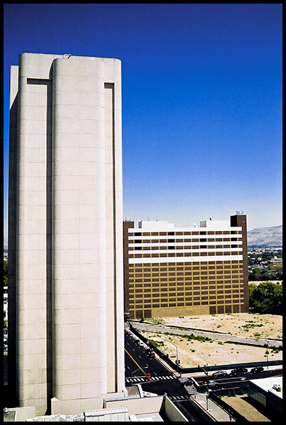 Aaron Johnston / Photography